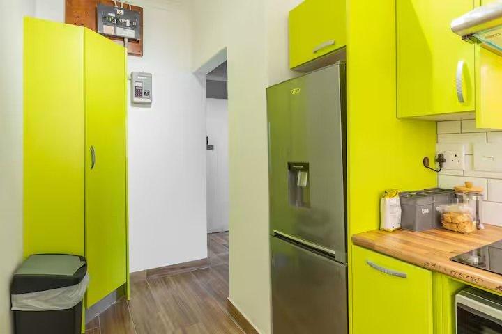 2 Bedroom Property for Sale in Fish Hoek Western Cape